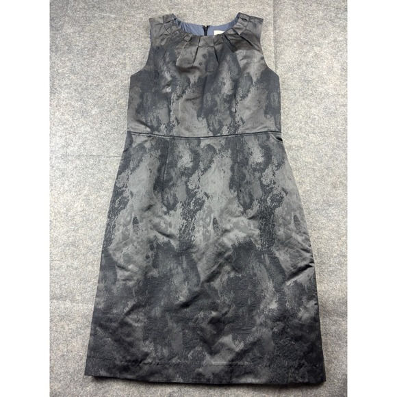 Ann Taylor LOFT Dresses & Skirts - Ann Taylor Loft Woman's Short Sleeves Sheath Dress Metallic Crew Neck Size 8